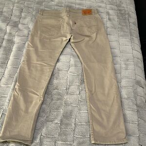 Levi’s khakis pants